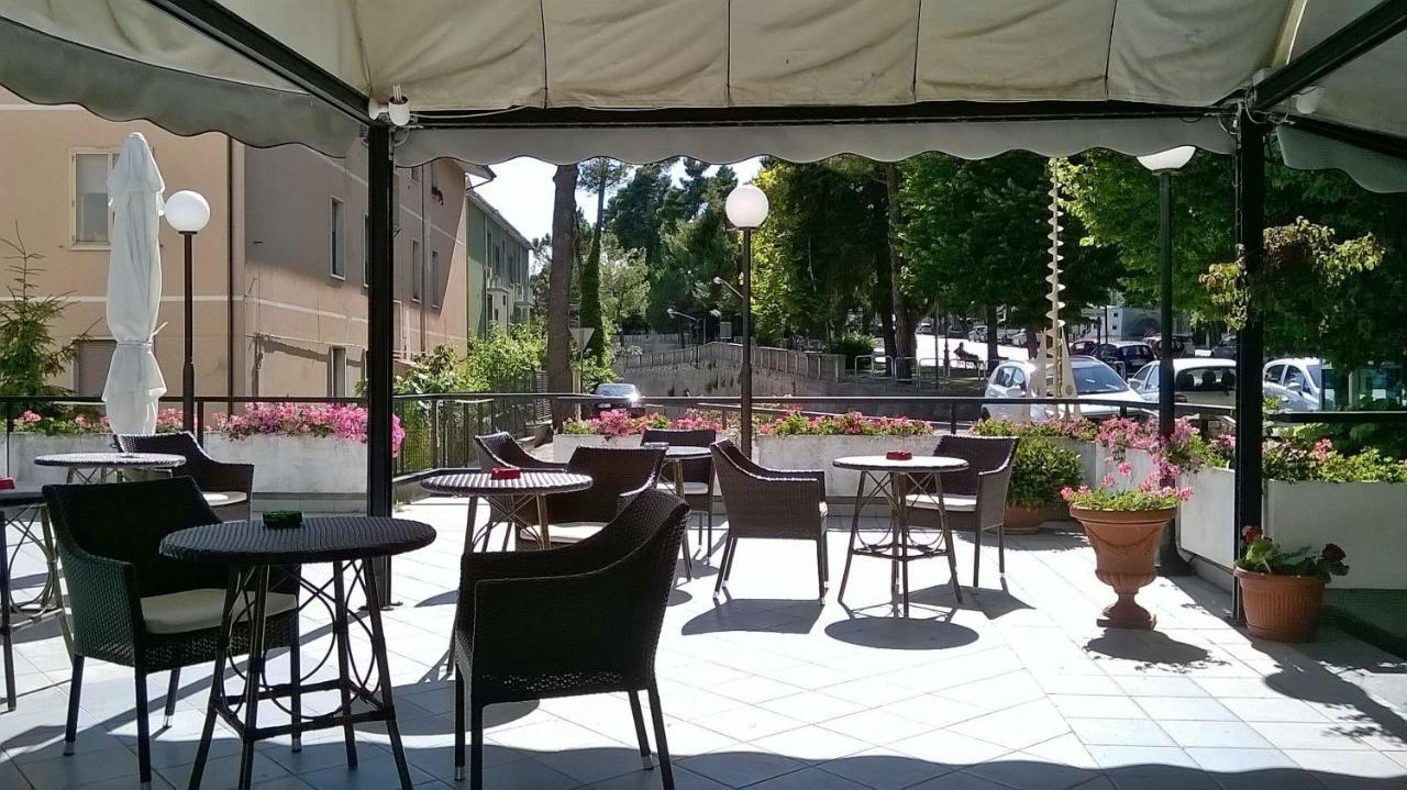 Hotel Du Parc Atri Εξωτερικό φωτογραφία