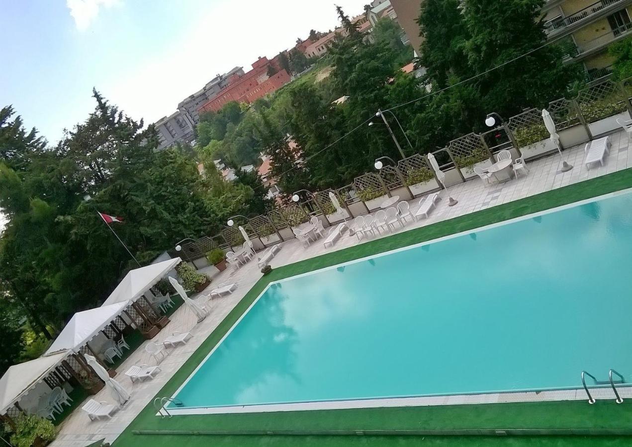 Hotel Du Parc Atri Εξωτερικό φωτογραφία