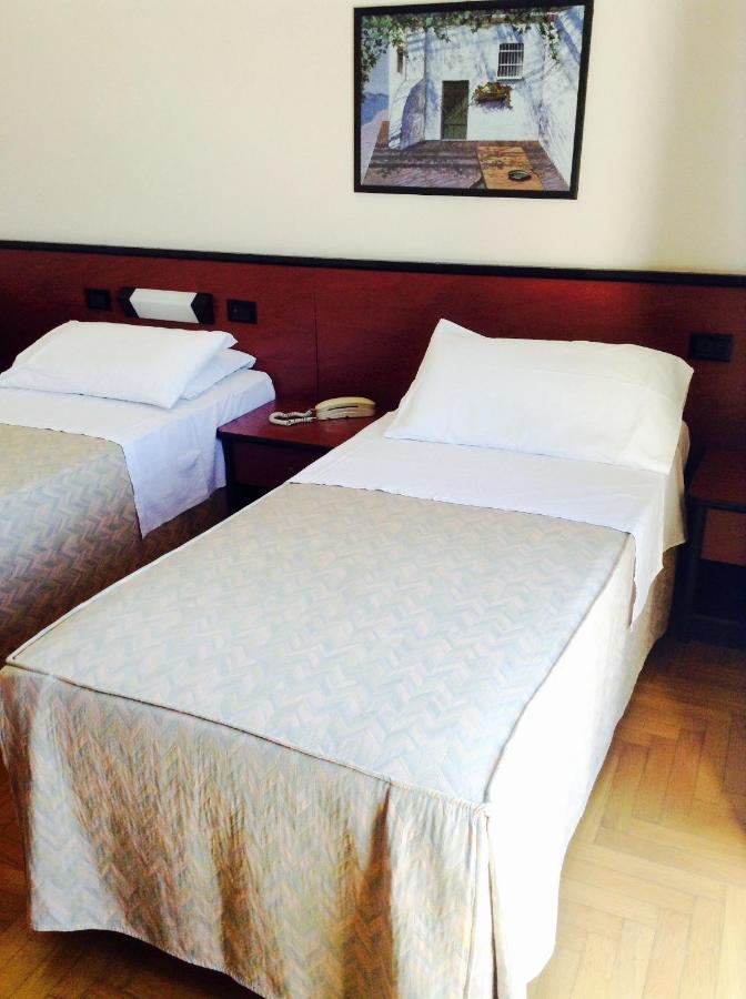 Hotel Du Parc Atri Εξωτερικό φωτογραφία