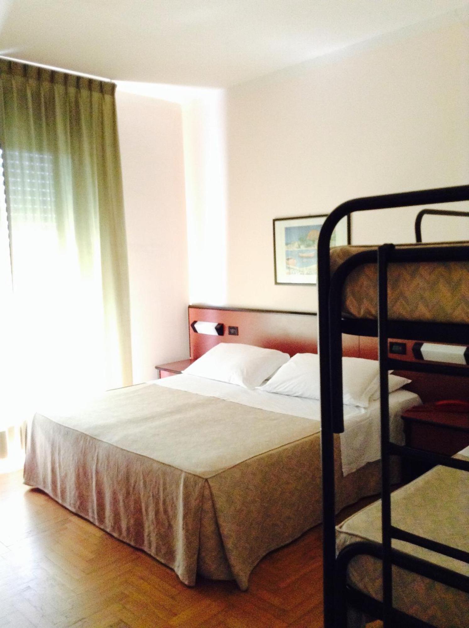 Hotel Du Parc Atri Εξωτερικό φωτογραφία