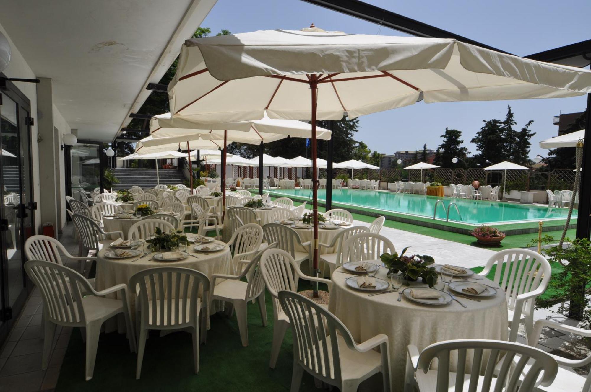 Hotel Du Parc Atri Εξωτερικό φωτογραφία